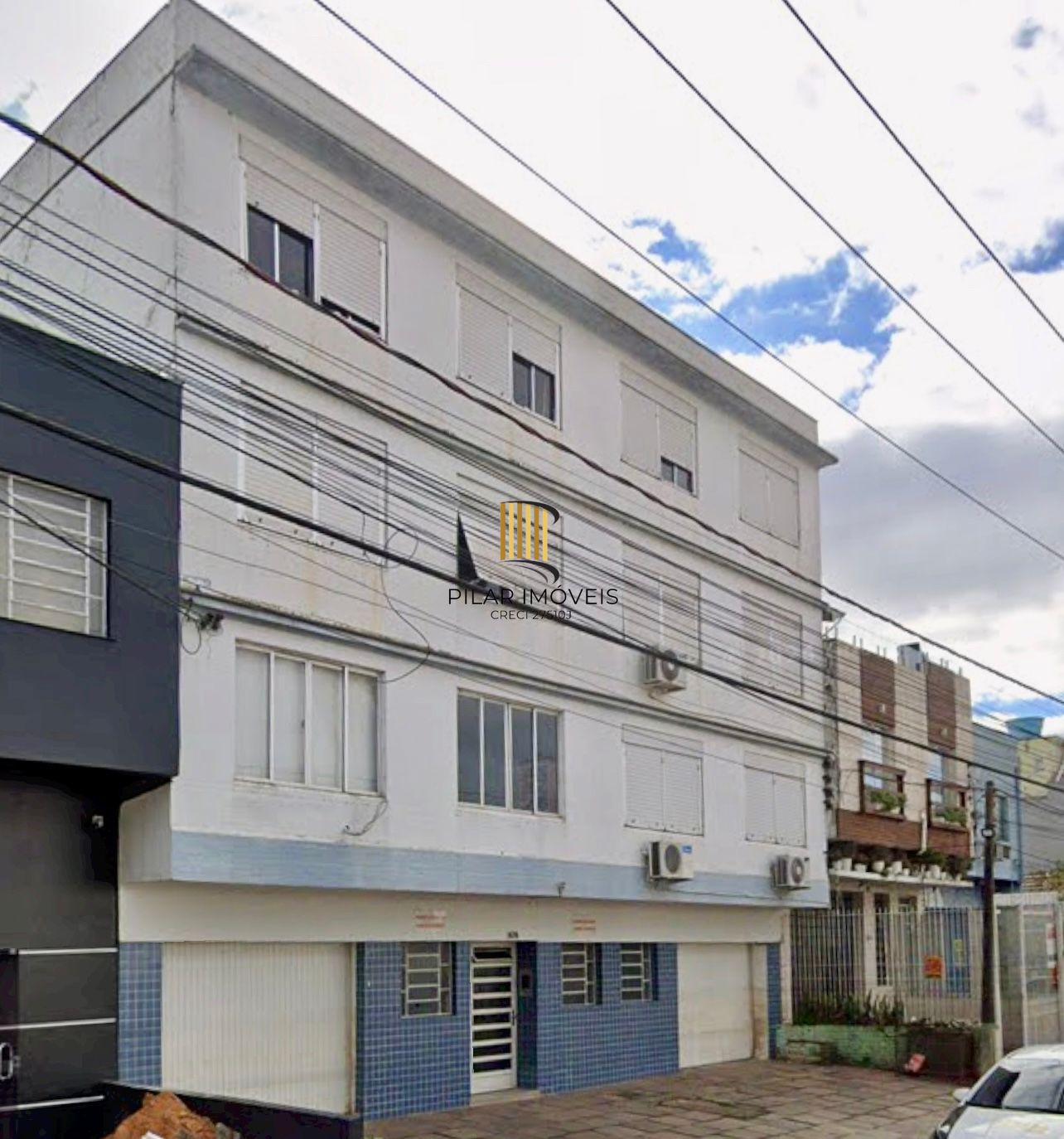 Apartamento de 2 dormitórios 67m2 com vaga rotativa Bairro Navegantes