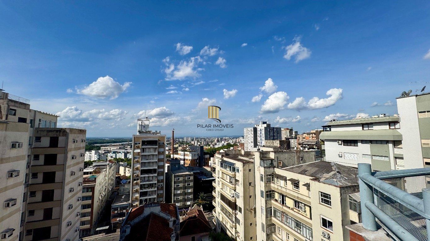 Apartamento de 1 quarto, sacada, 1 vaga, elevador no bairro Independência.