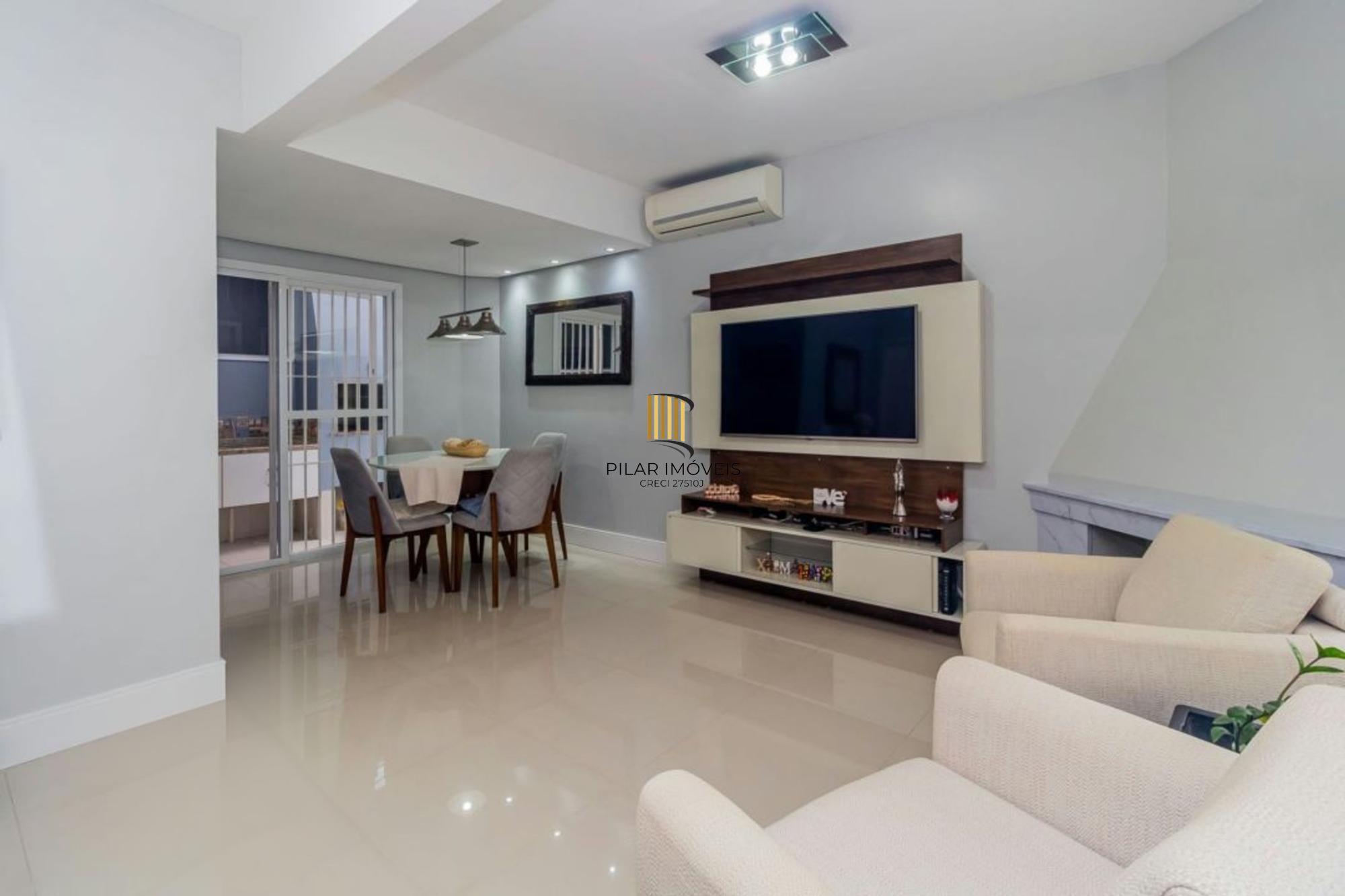 Casa com 3 dormitórios no Bairro Vila Ipiranga