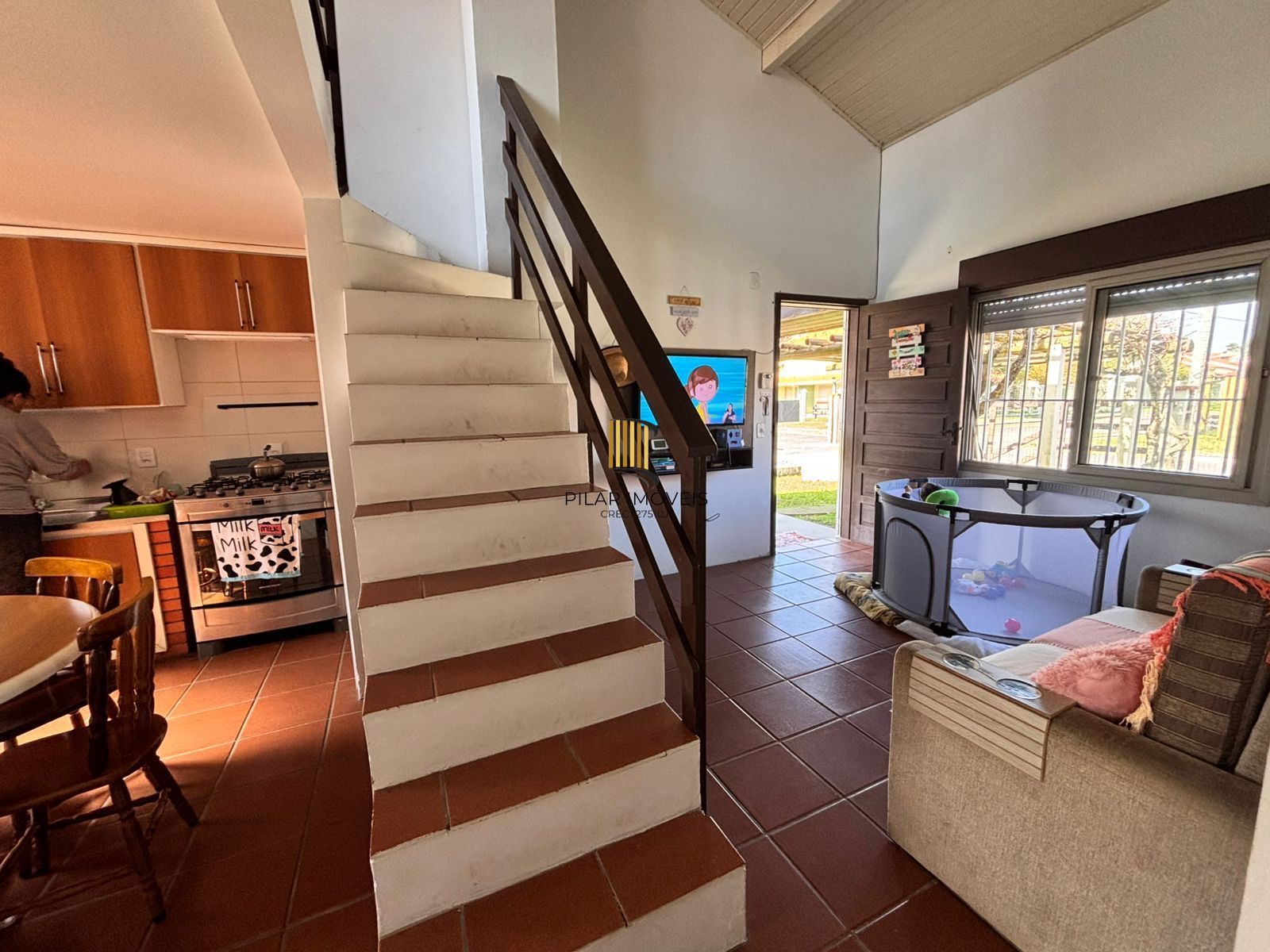 Sobrado 2 dormitórios com suite Condomínio Fechado Capão Novo