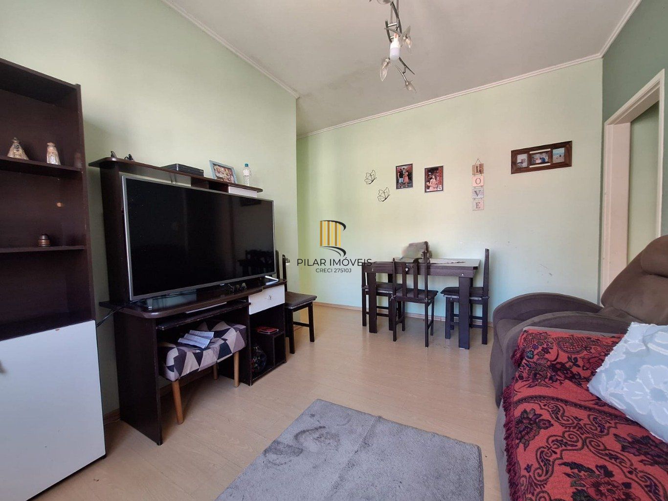 Apartamento à venda com 3 quartos 78 metros privativos no Bairro Menino Deus