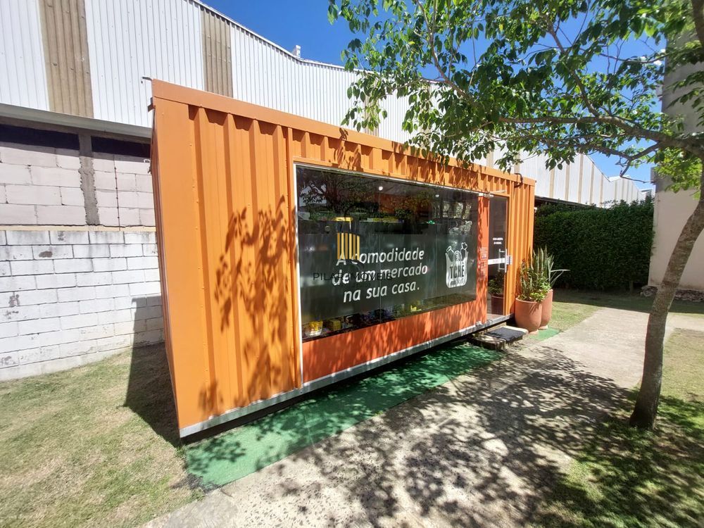 Apartamento Térreo com 3 quartos, vaga, piscina e elevador no bairro Humaitá.