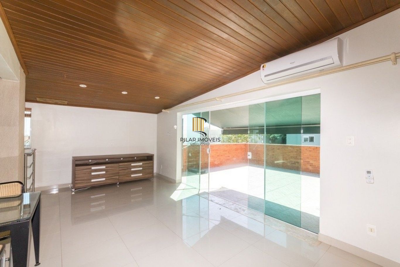 Cobertura à venda com 2 quartos 153 m²  avenida Mariland, São João, Porto Alegre