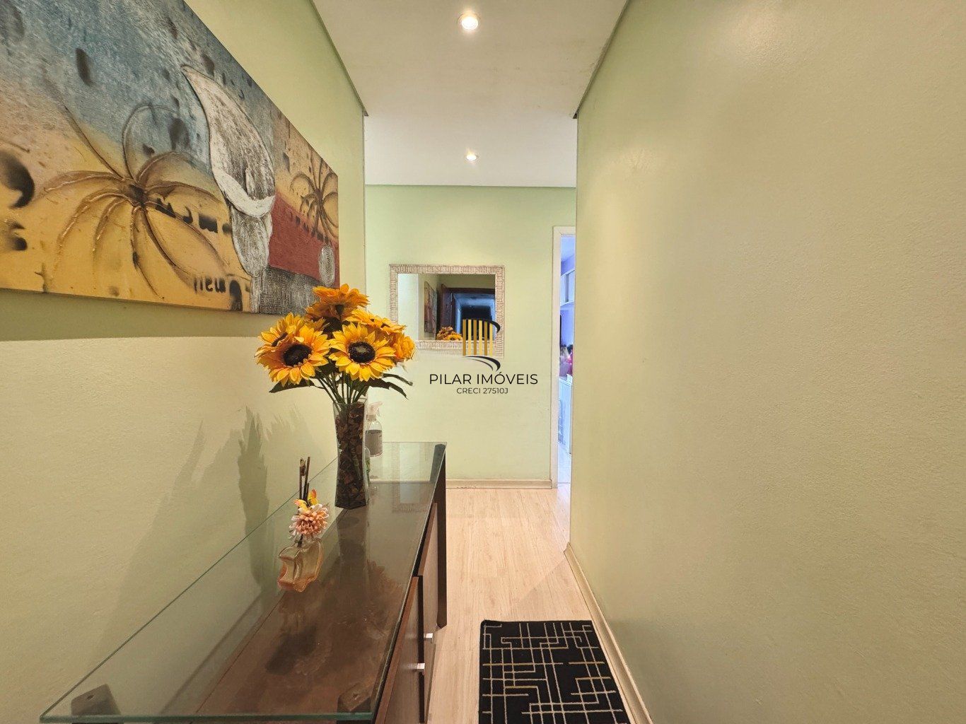 Apartamento com  2 dormitórios e com 1 vaga de garagem em Canoas.