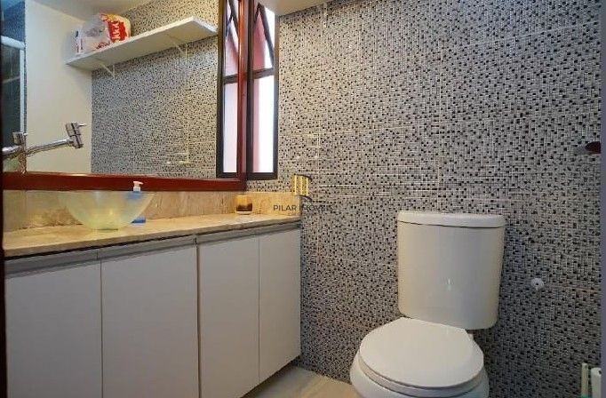 Apartamento com 3 dormitótrios, 1 vaga e 67m² à venda no Alto Petrópolis.