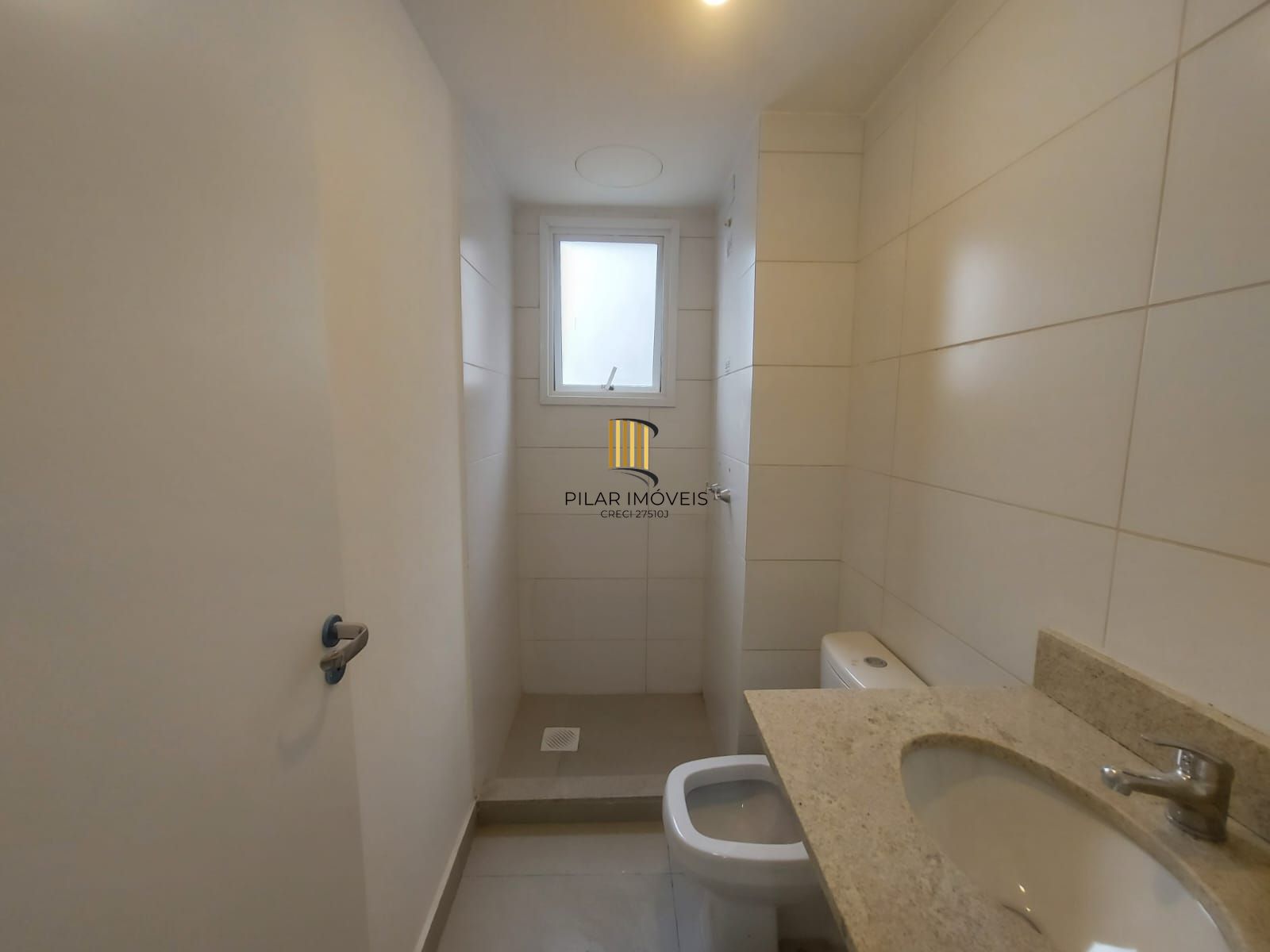 Apartamento de 2 quartos, suíte, elevador e 1vaga no bairro Jardim Sabará