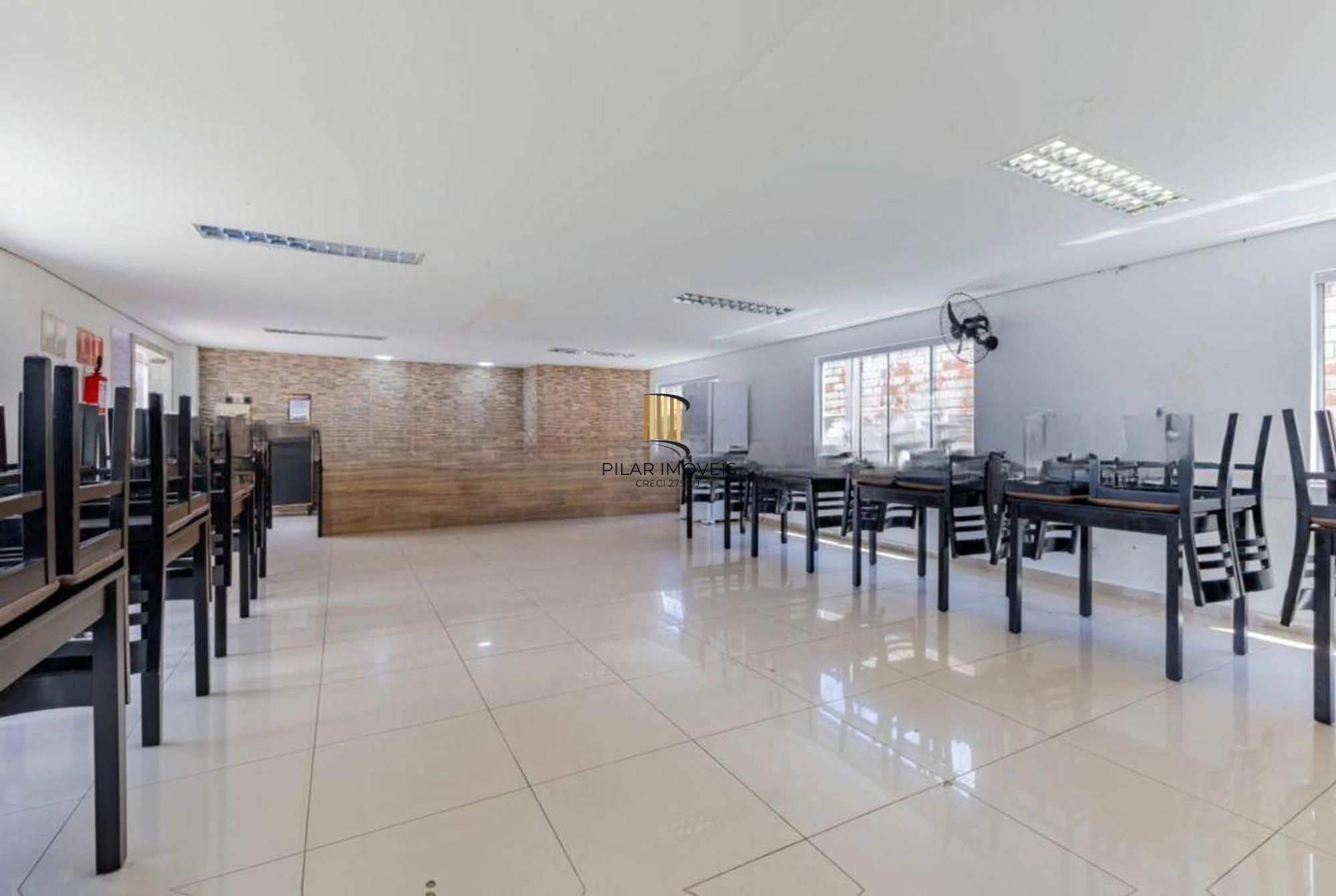 Apartamento de 2 dormitórios, 1 vaga de garagem no bairro Igara em Canoas.