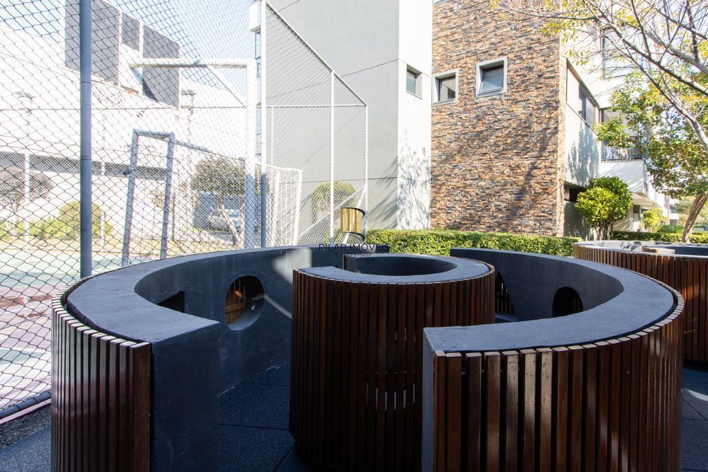 Apartamento semi mobiliado de 3 dormitórios no bairro Pedra Redonda