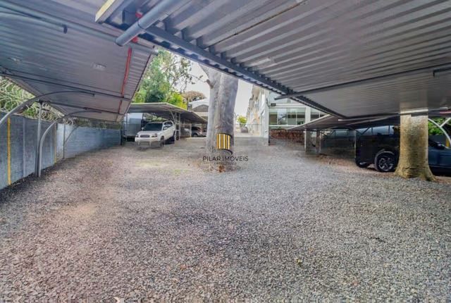 Casa em condomínio de 3 quartos no Bairro Teresópolis Porto Alegre.