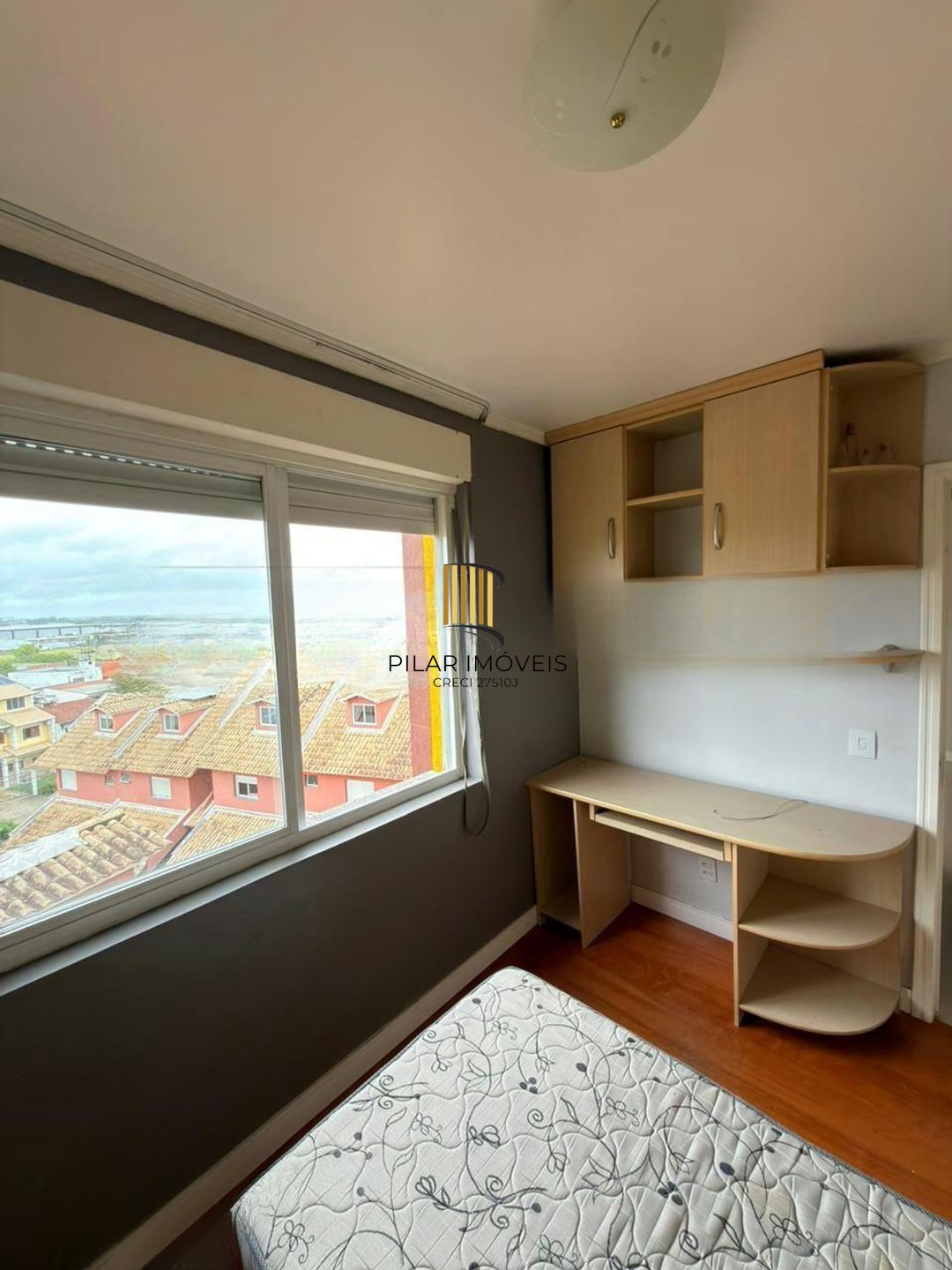 Apartamento de 2 dormitórios e 1 vaga de garagem no bairro Jardim Floresta/Poa.