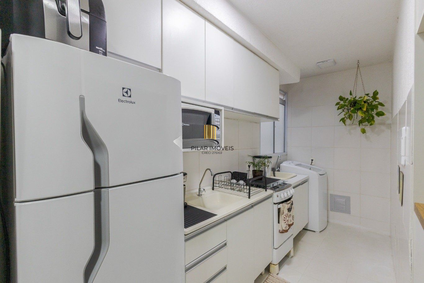 Apartamento de 2 quartos e 1 vaga de garagem em Canoas.