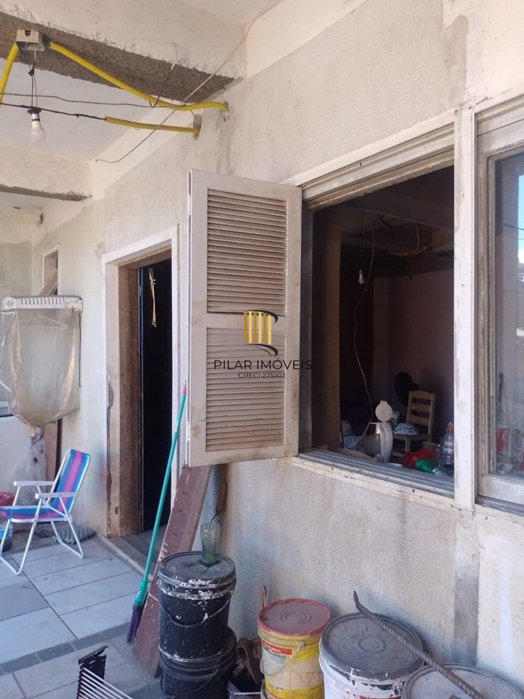 Casa 1 dormitório com 1 vaga de garagem no bairro Mato Grande em Canoas.