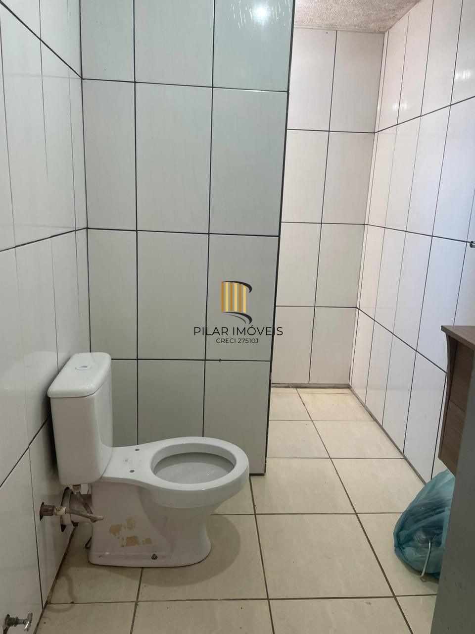 Apartamento de 2 dormitórios e 1 vaga de garagem em Canoas.