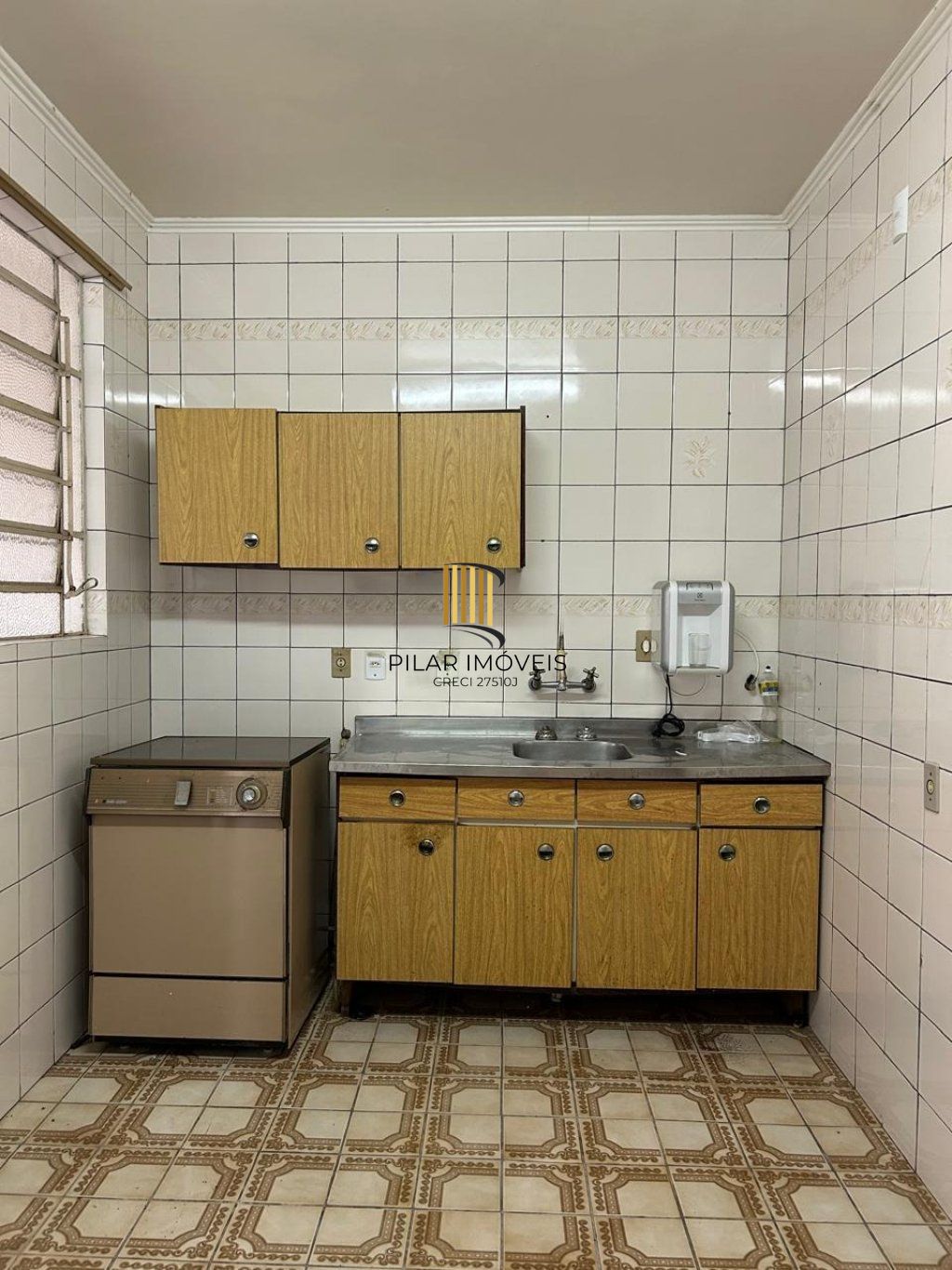 Apartamento térreo com 3 quartos no Bairro Cidade Baixa