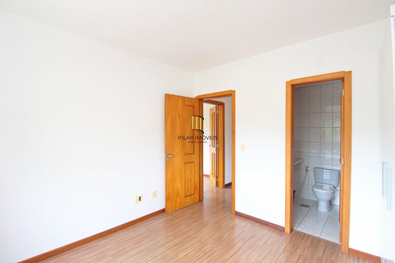 Apartamento com 3 Quartos, 1 suite e 1 vaga à Venda no bairro Tristeza.