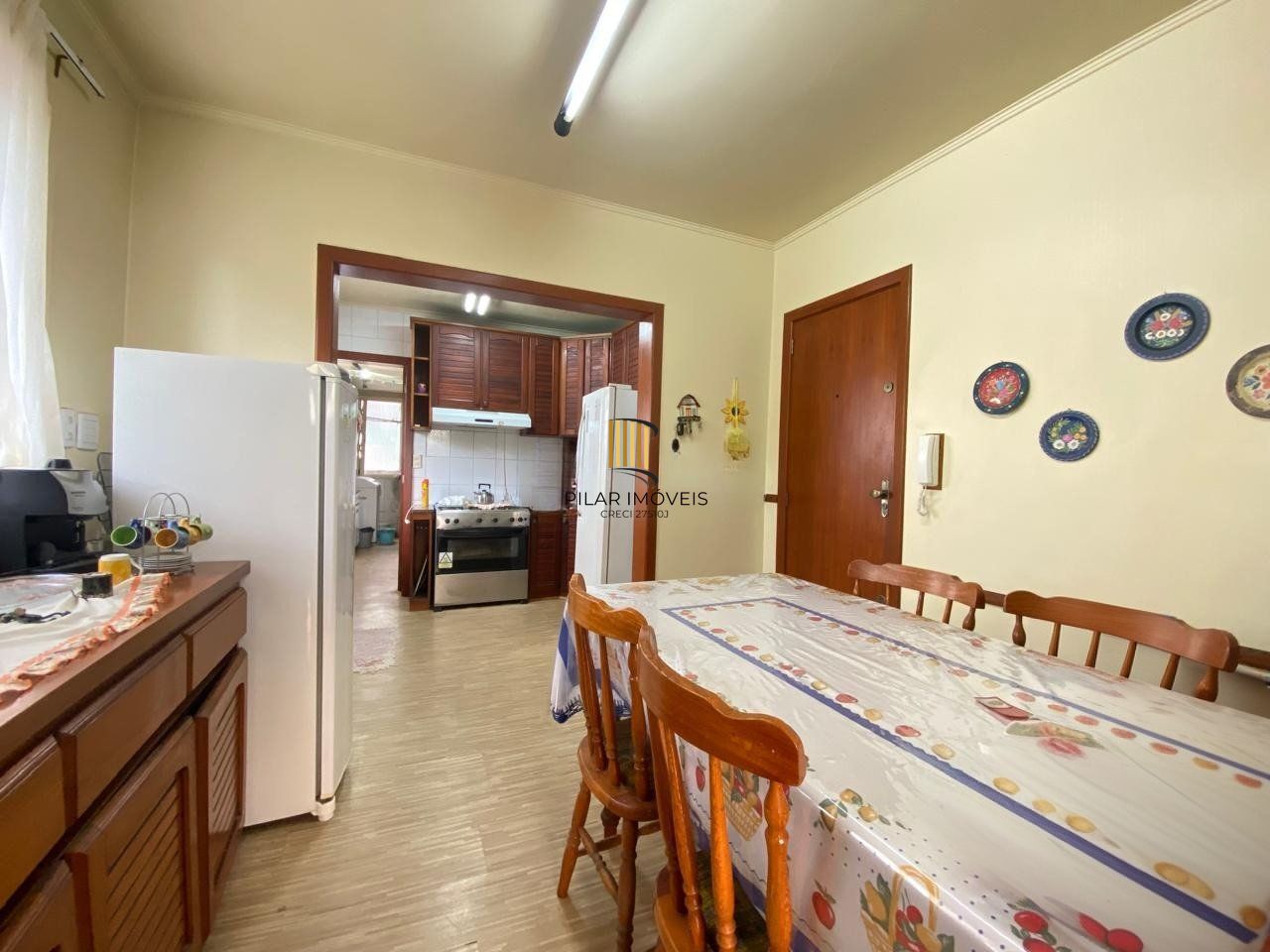 Apartamento com 3 quartos, 1suíte, 3 vagas e 146m² à venda em Bela Vista.