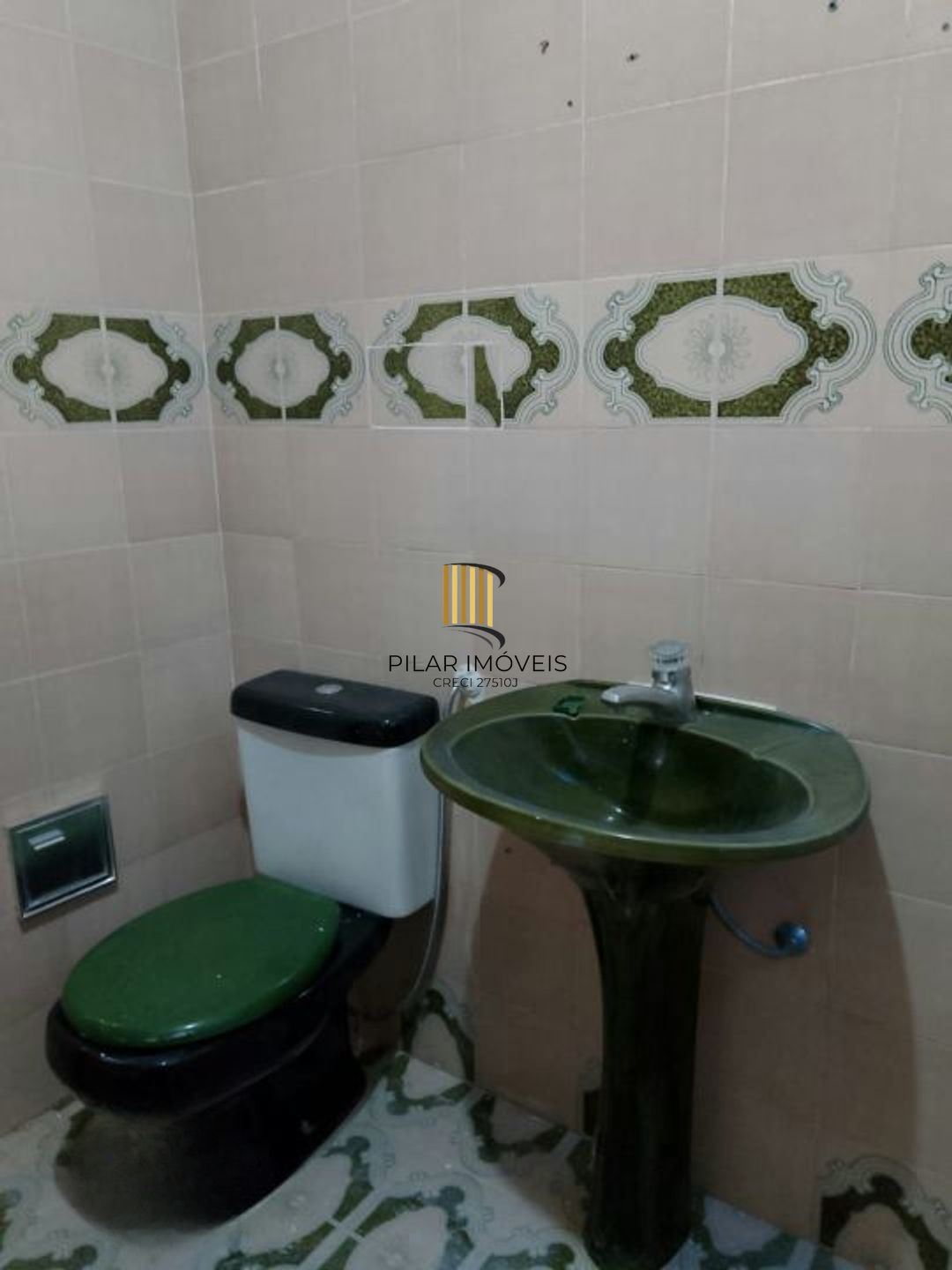 Apartamento com 2 quartos e 75m² à venda em Partenon, Porto Alegre.