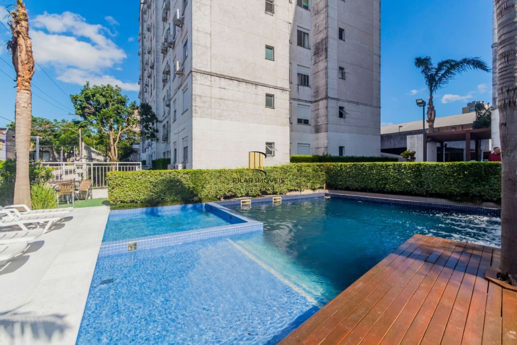 Apartamento 2 dormitórios, 1 suíte, churrasqueira, 1 vaga e elevador no Sarandi