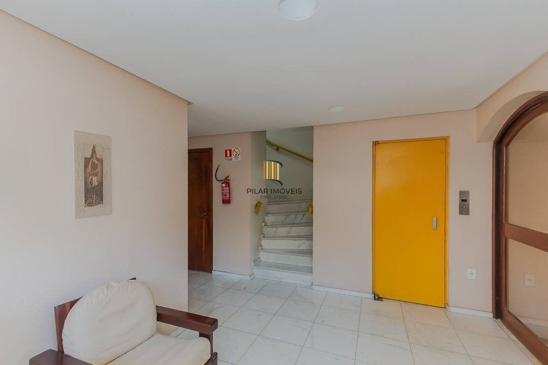 Cobertura com 3 quartos (1 suíte) e 2 vagas de garagem no Bairro Higienópolis