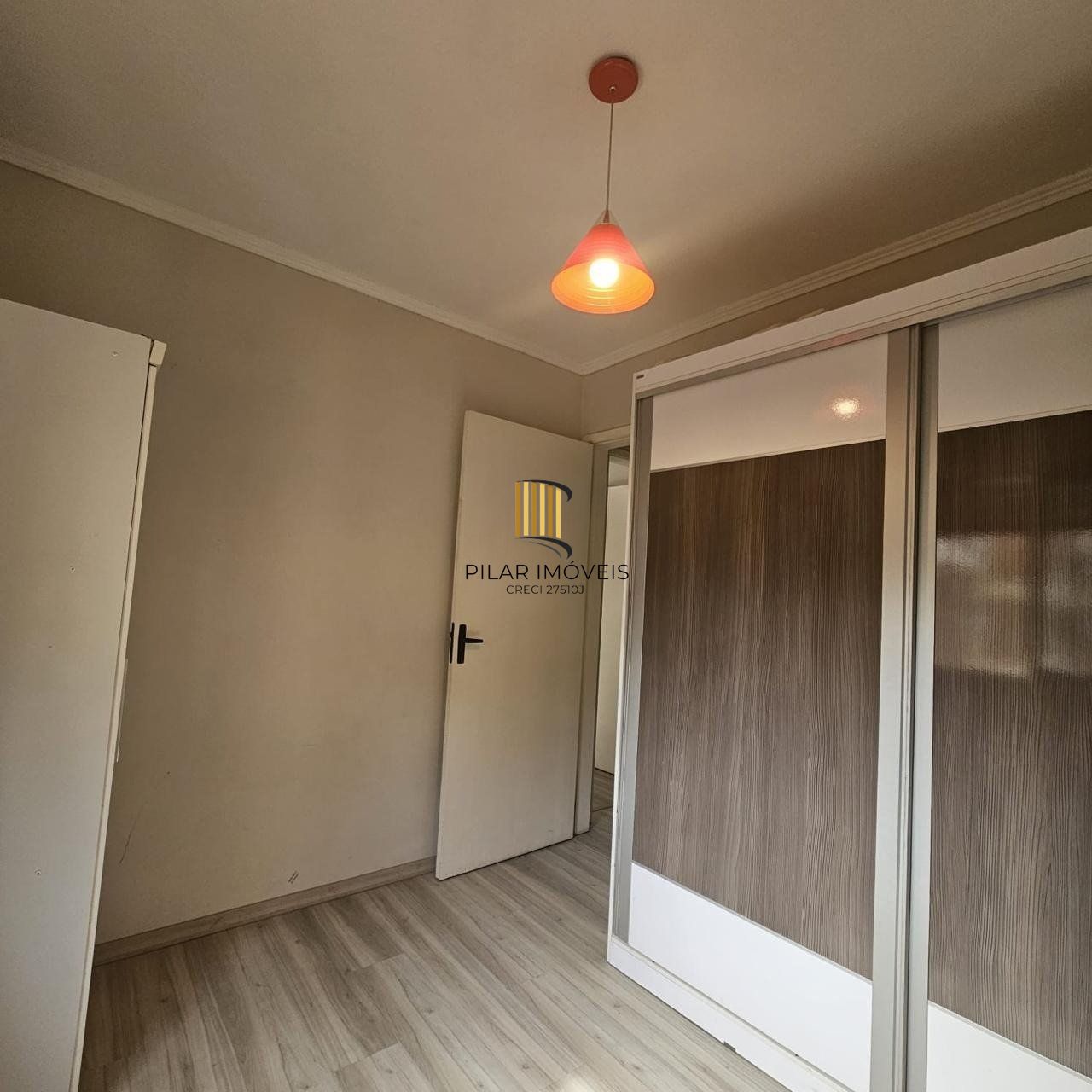 Apartamentos de 2 dormitórios e 1 vaga de garagem em Canoas.