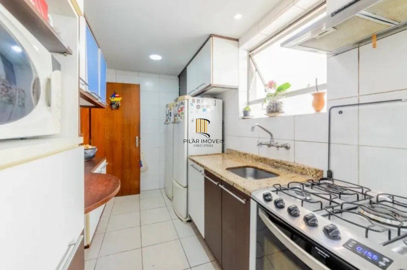 Cobertura 2 quartos, 2 vagas à venda no Petrópolis.