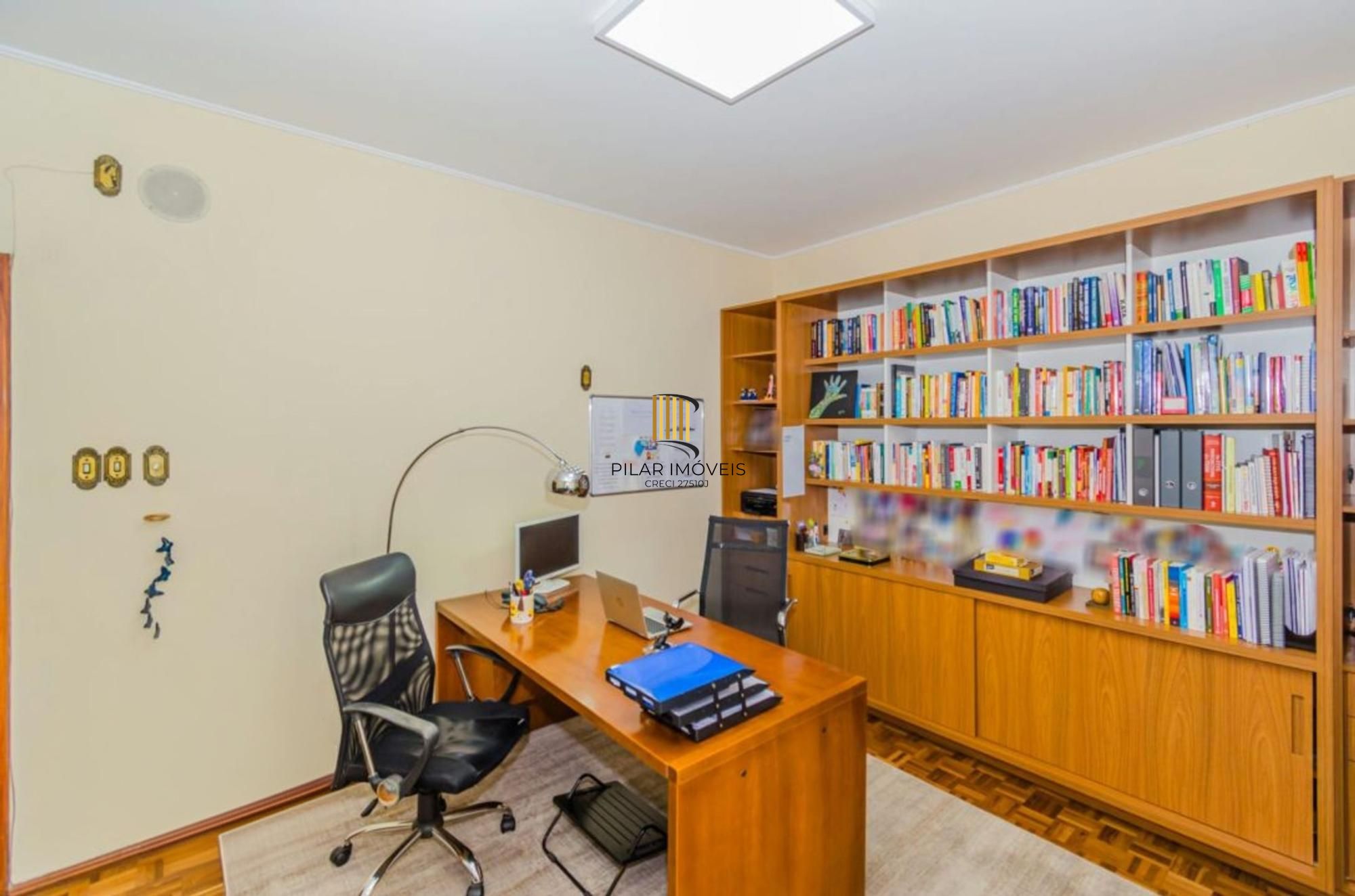 Casa à venda no Jardim Lindóia com piscina e 6 vagas