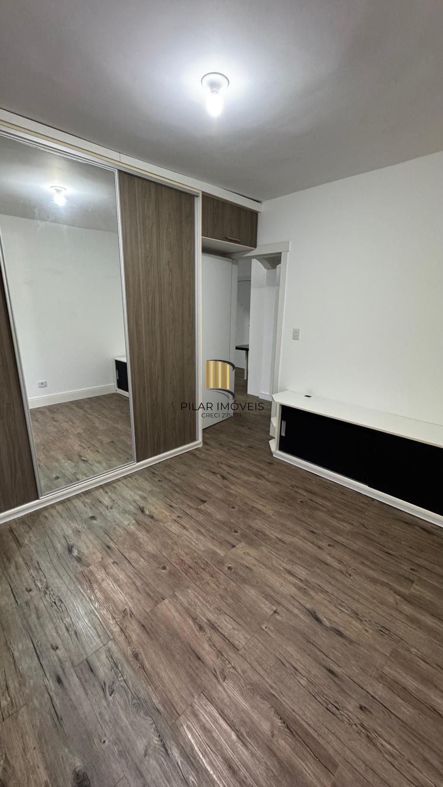 Apartamento com 1 Quarto e 1 vaga à Venda, 42 m² por R$ 200mil Bairro Cristal