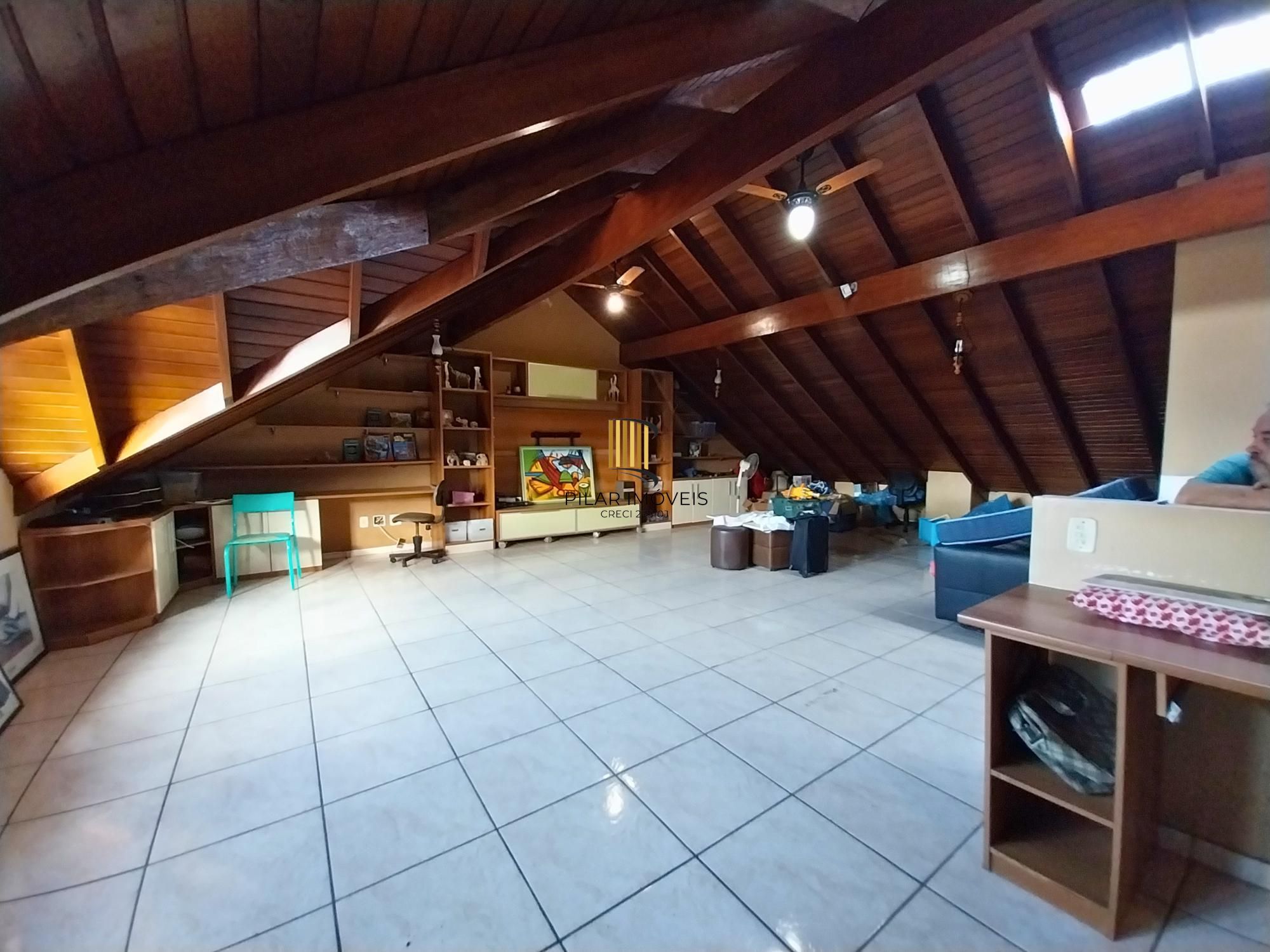 Casa em Condomínio com 4 quartos, 1 suíte e 300m² à venda em Ecoville.