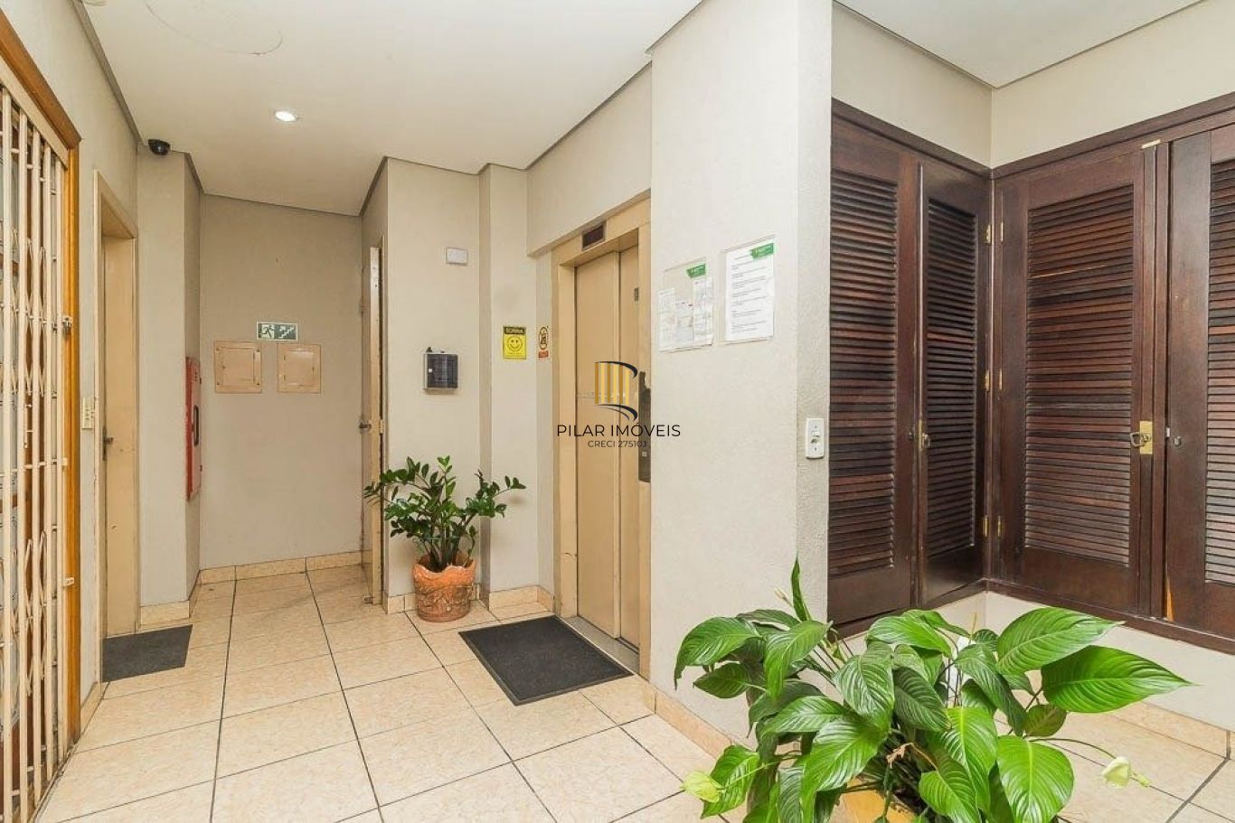 Apartamento de 75 metros privativos com 2 dormitórios no bairro Sarandi