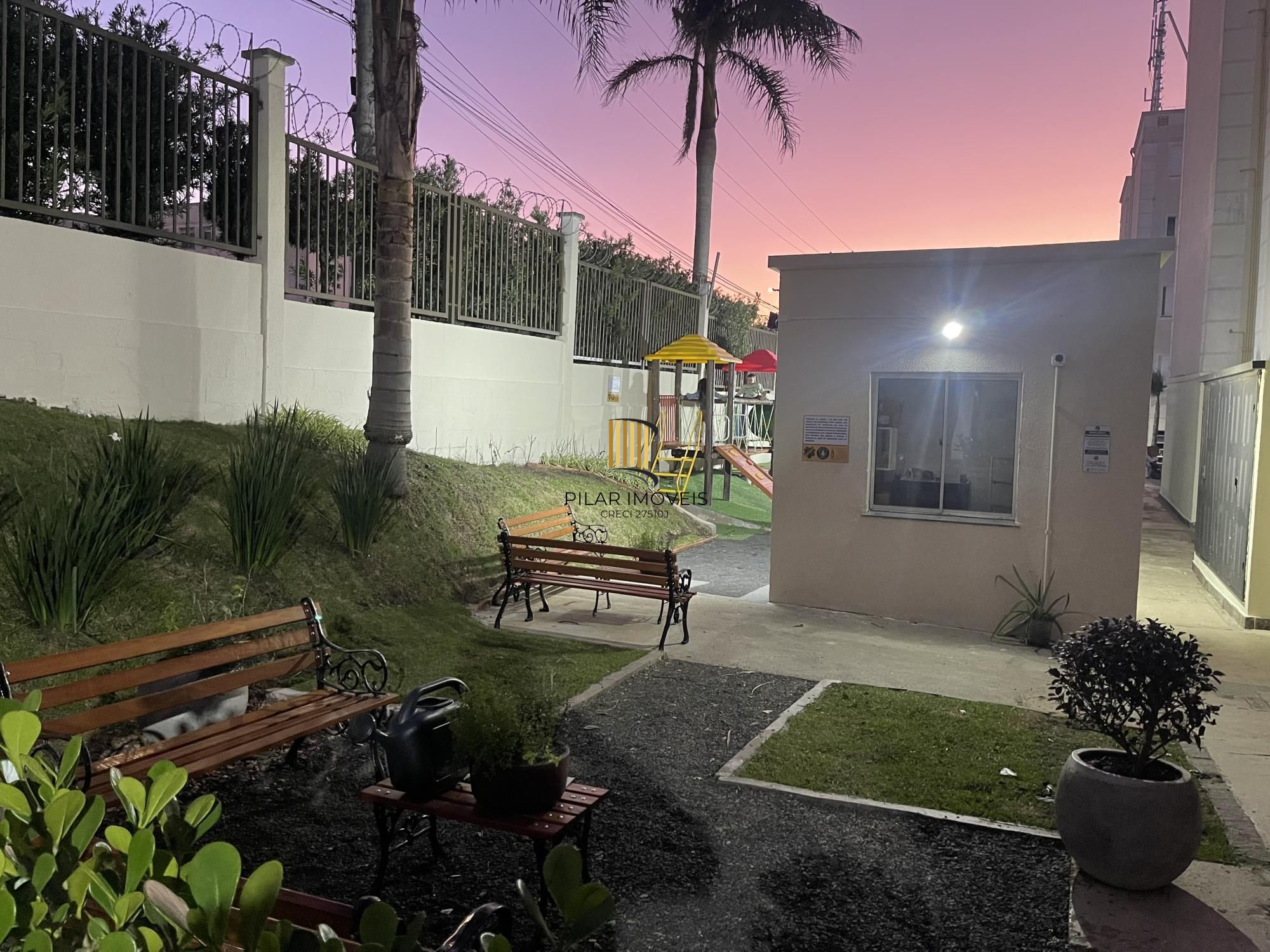 Apartamento 2 dormitórios em condomínio fechado e infra completa