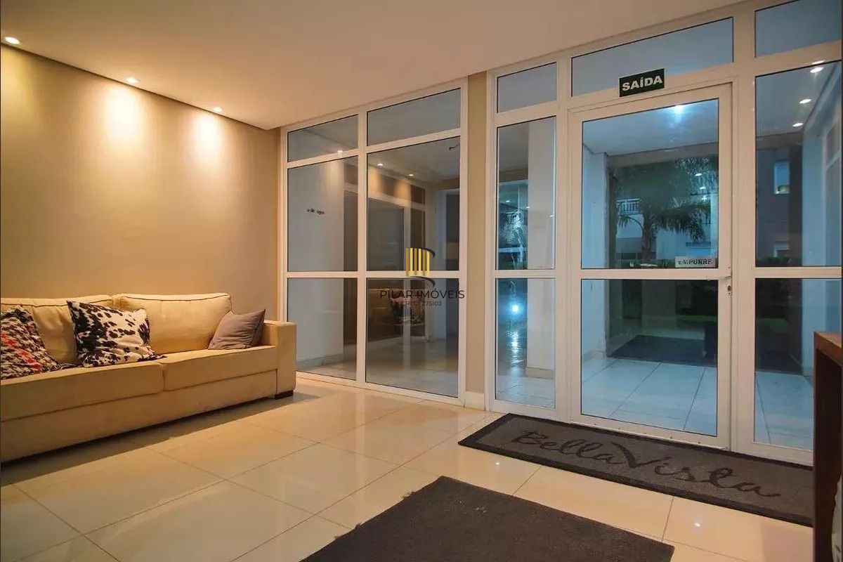 Apartamento 2 dormitórios suíte, elevador, infra e vaga coberta na Farrapos