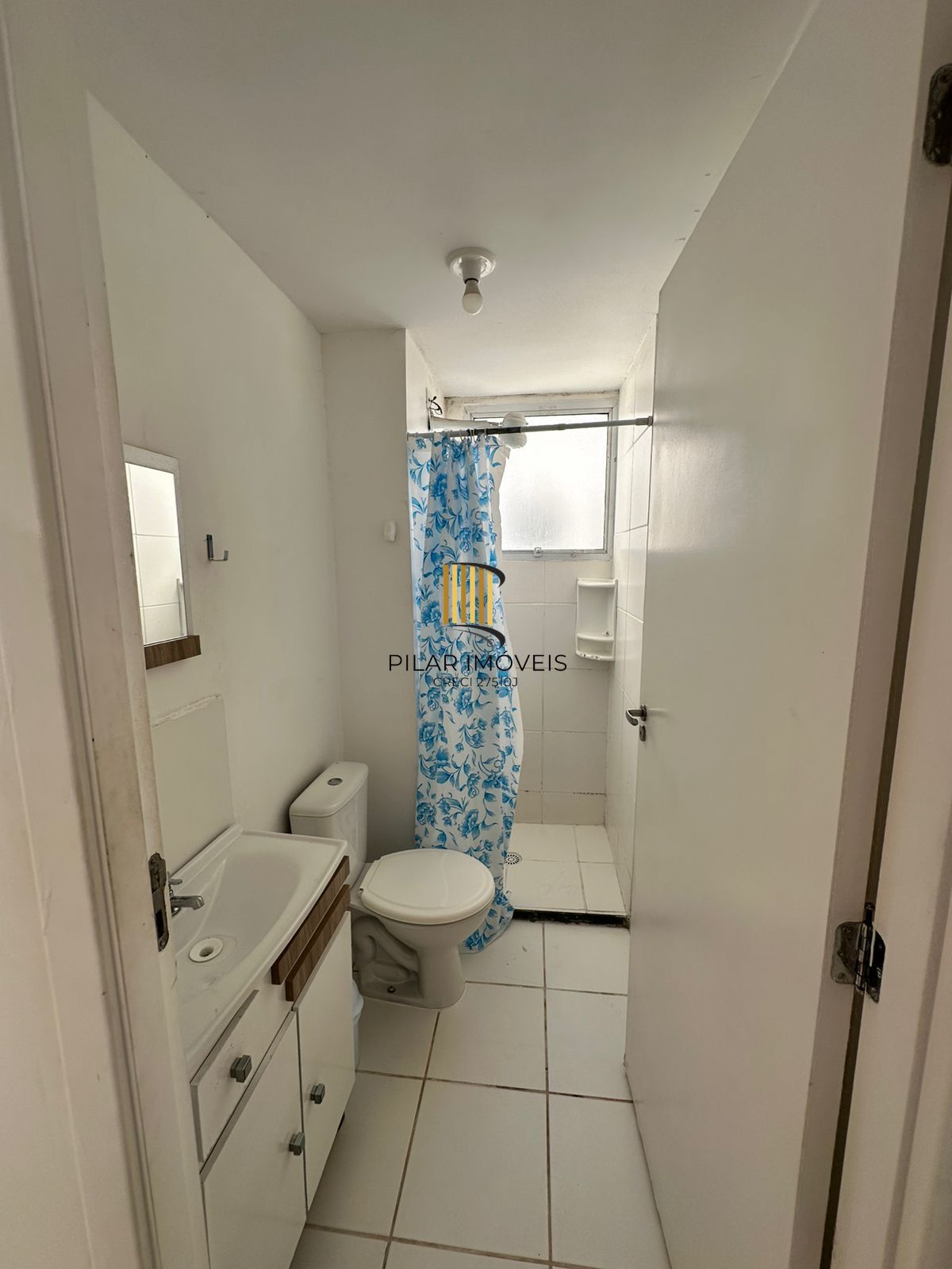 Apartamento 2 dormitórios com 1 vaga Bairro Rubem Berta Porto Alegre