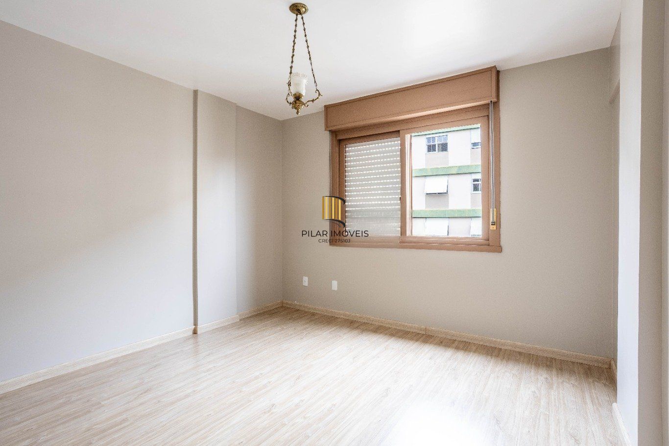 Apartamento de 72 metros privativos com 2 dormitórios no bairro Petrópolis