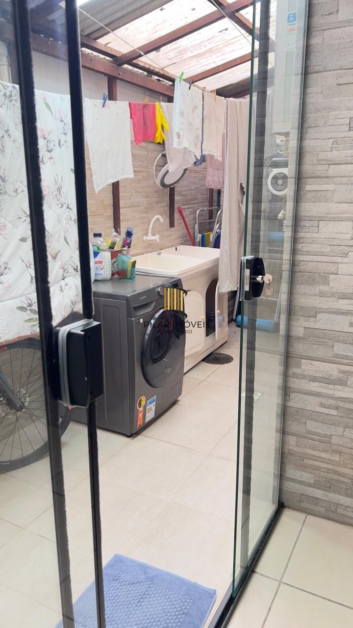 Apartamento Térreo 2 dormitórios 1 suíte e 2 vagas de Garagem Cachoeirinha