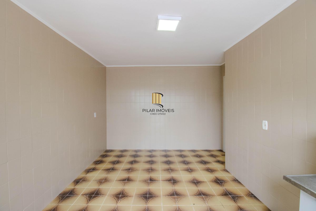 Casa com 3 dormitórios no Bairro Jardim Floresta