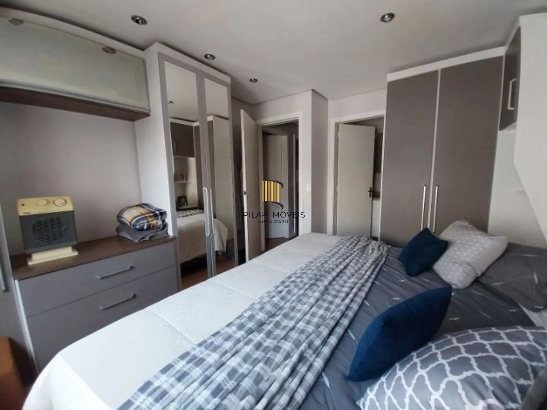 Apartamento de 3 dormitórios, elevador e 1 vaga de garagem em Canoas.