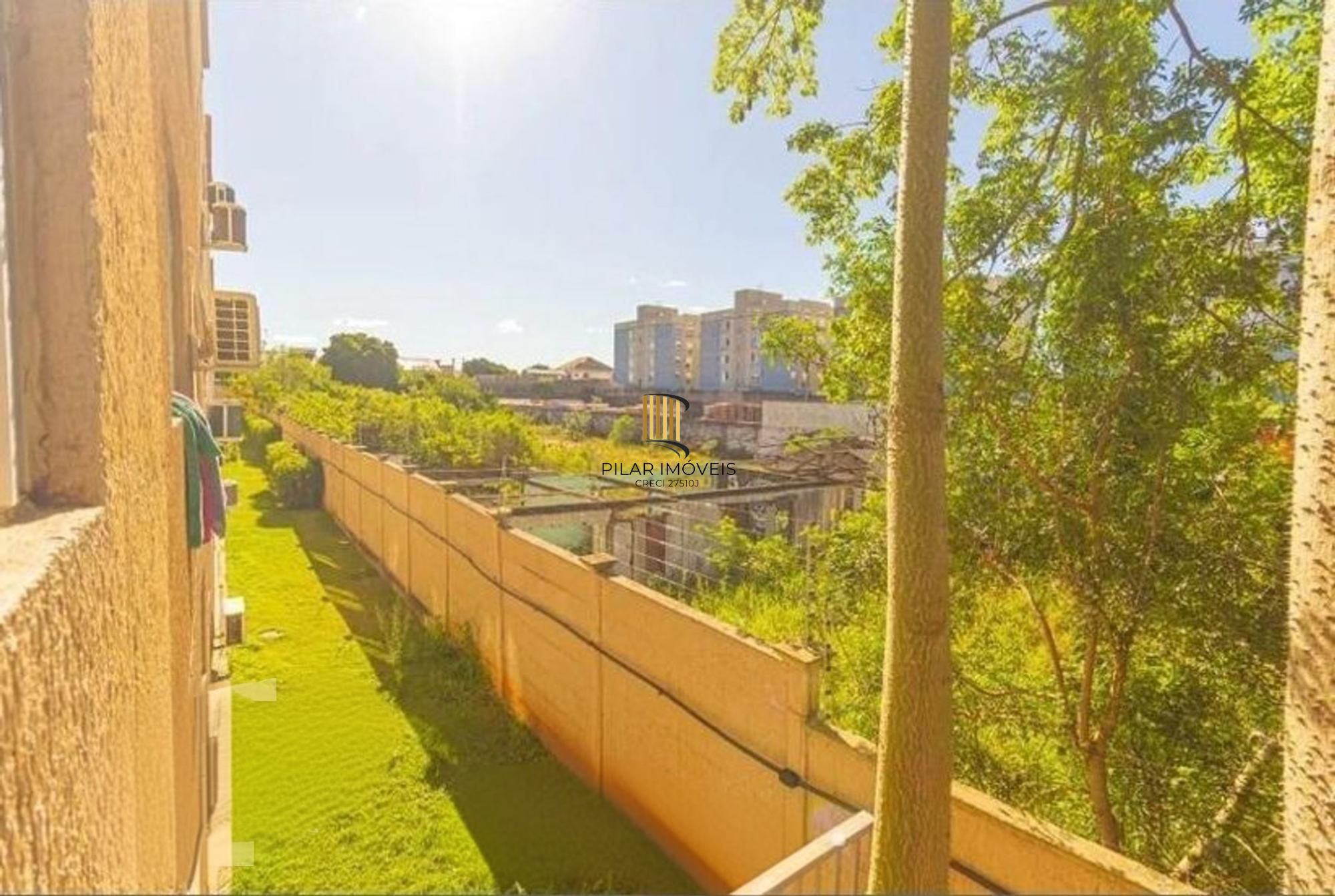 Apartamento com 2 dormitórios e 1 vaga de garagem em Canoas.