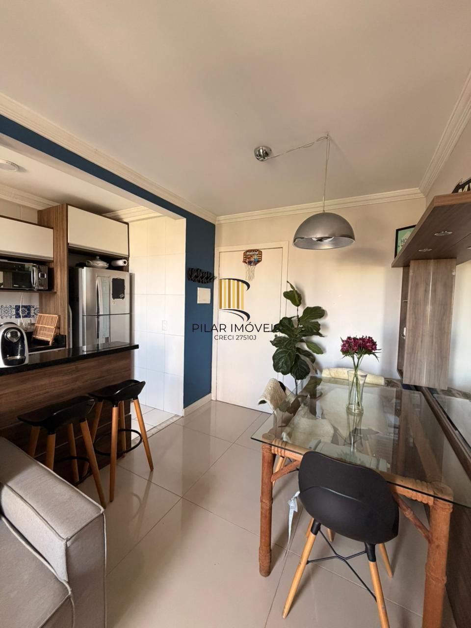 Apartamento mobiliado de 2 quartos no bairro Teresópolis