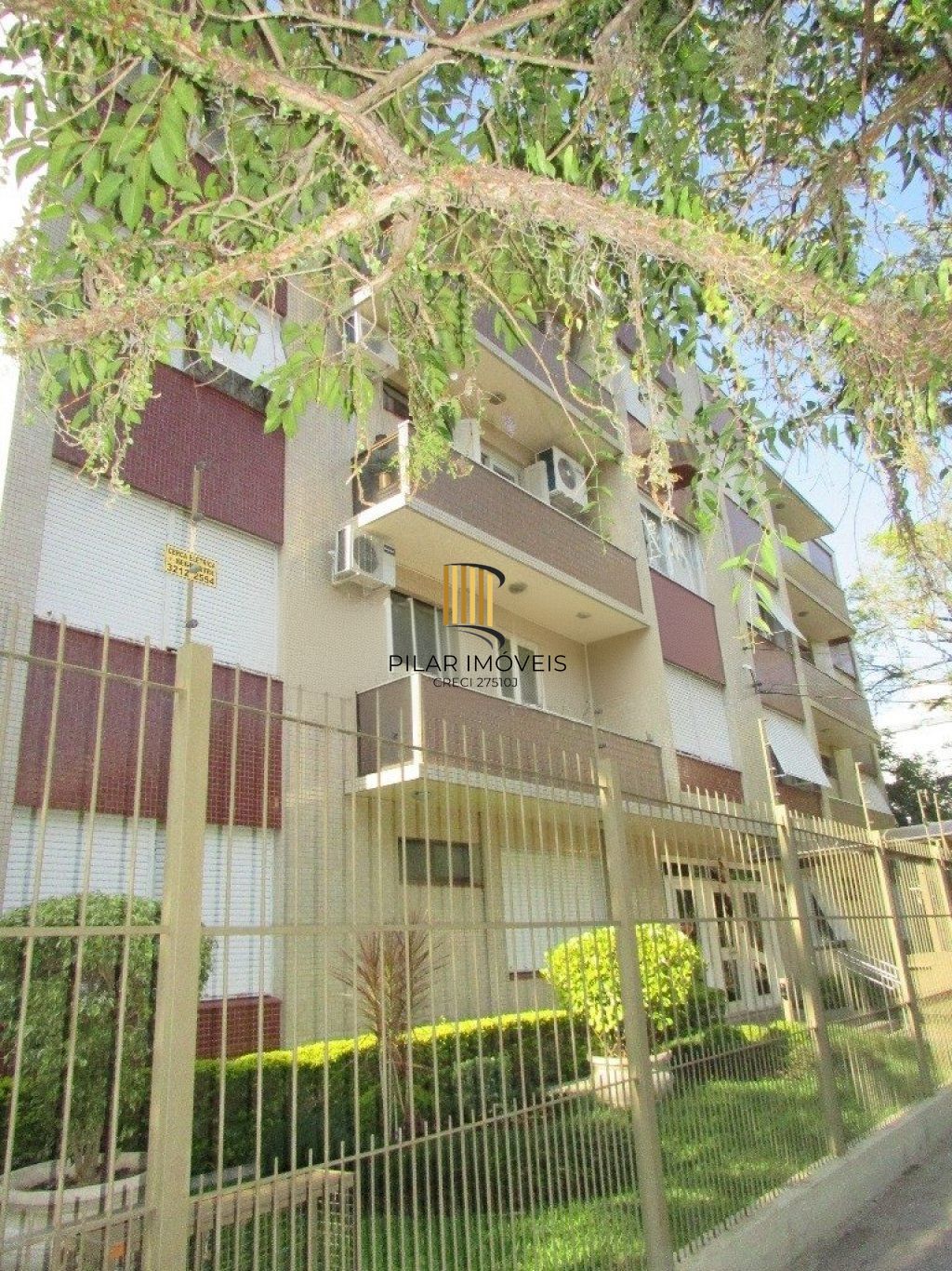Apartamento à venda com 3 dormitórios 94 m² no bairro Menino Deus
