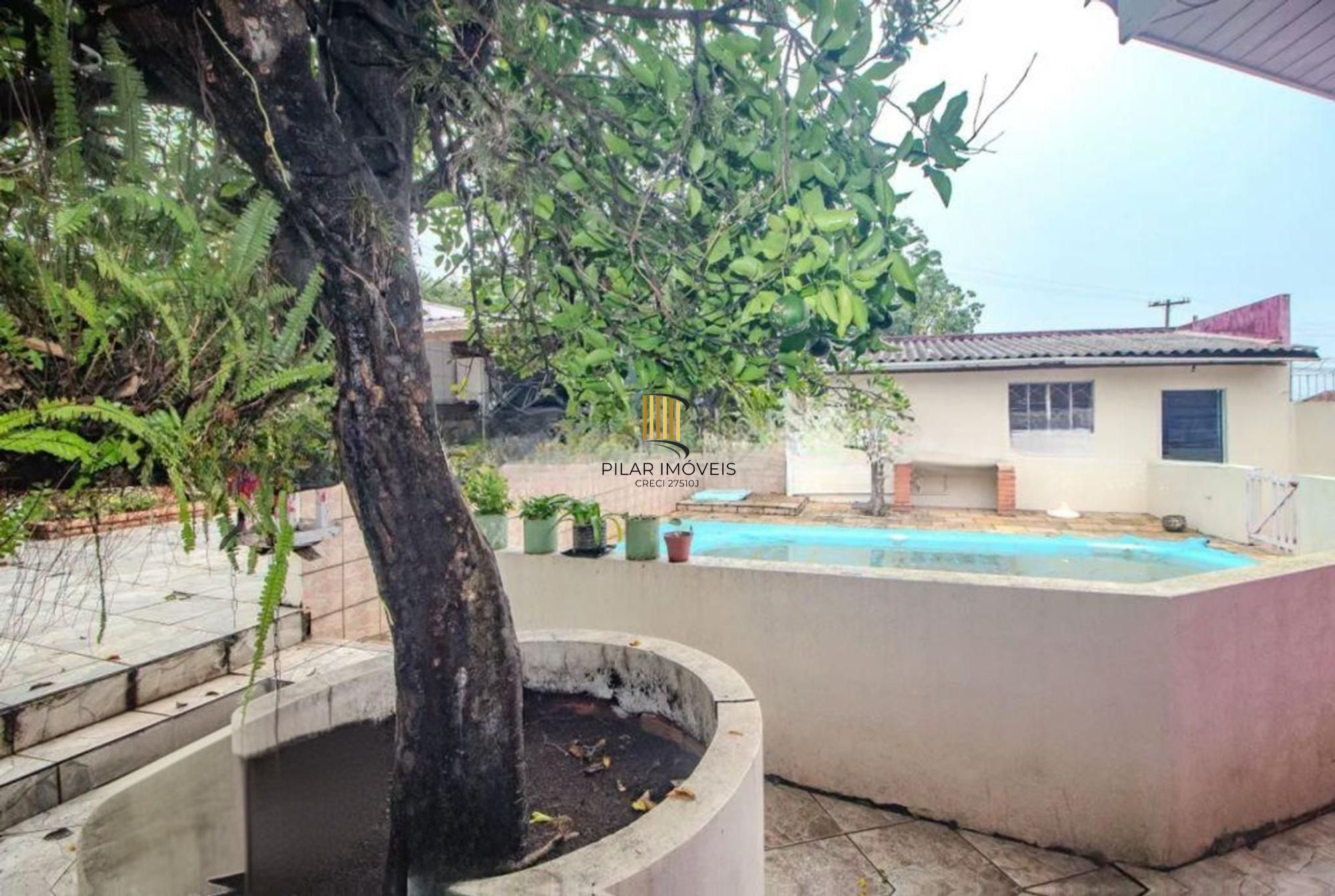 Casa de 3 quartos e 2 vagas de garagem no bairro Nonoai Porto Alegre.