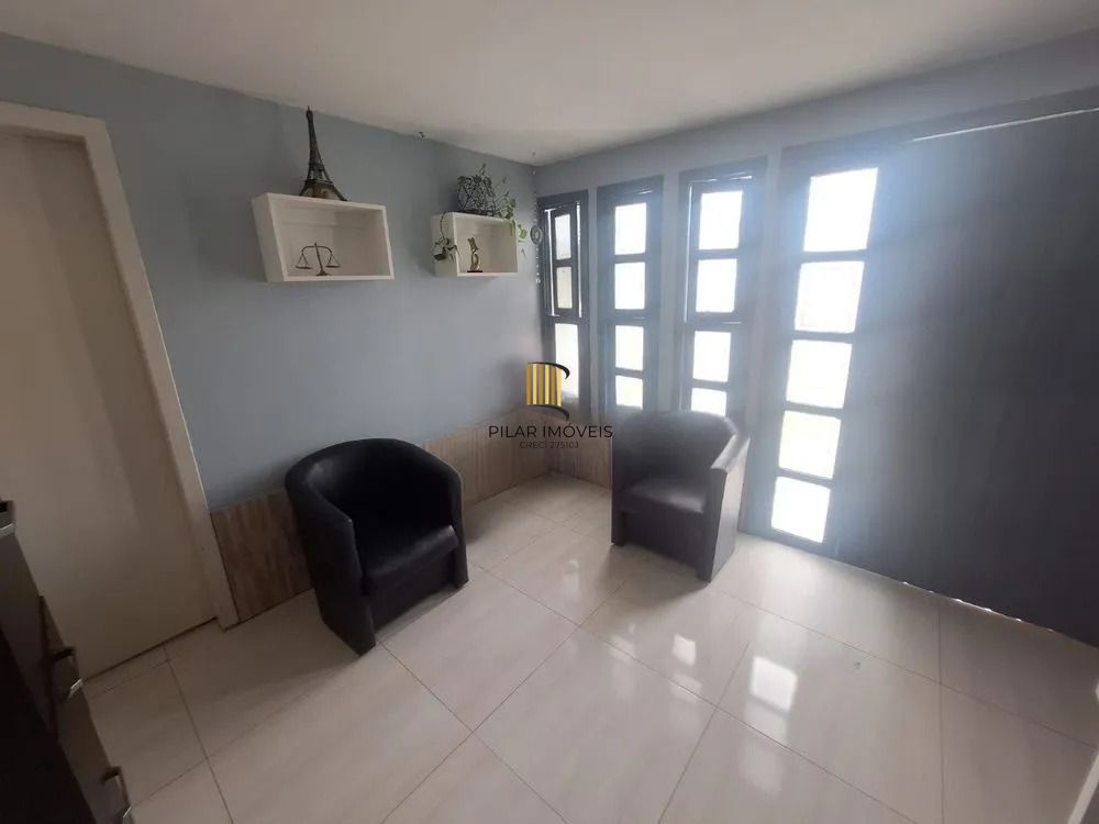 Casa de 2 dormitórios, sendo 1 suíte e 2 vaga de garagem coberta em Canoas.