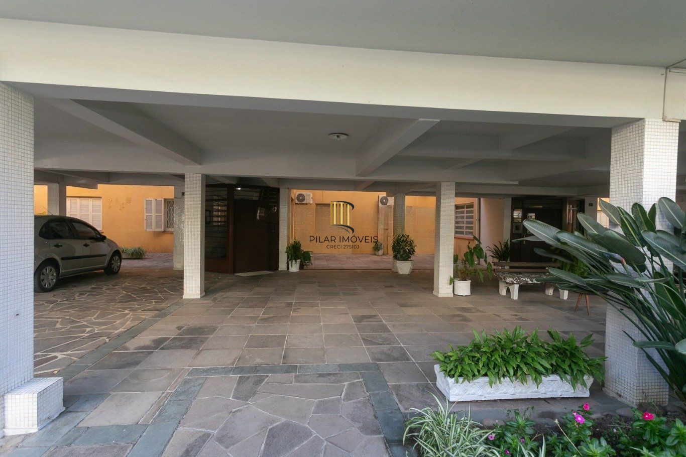 Apartamento de 2 dormitórios no bairro Jardim Lindóia