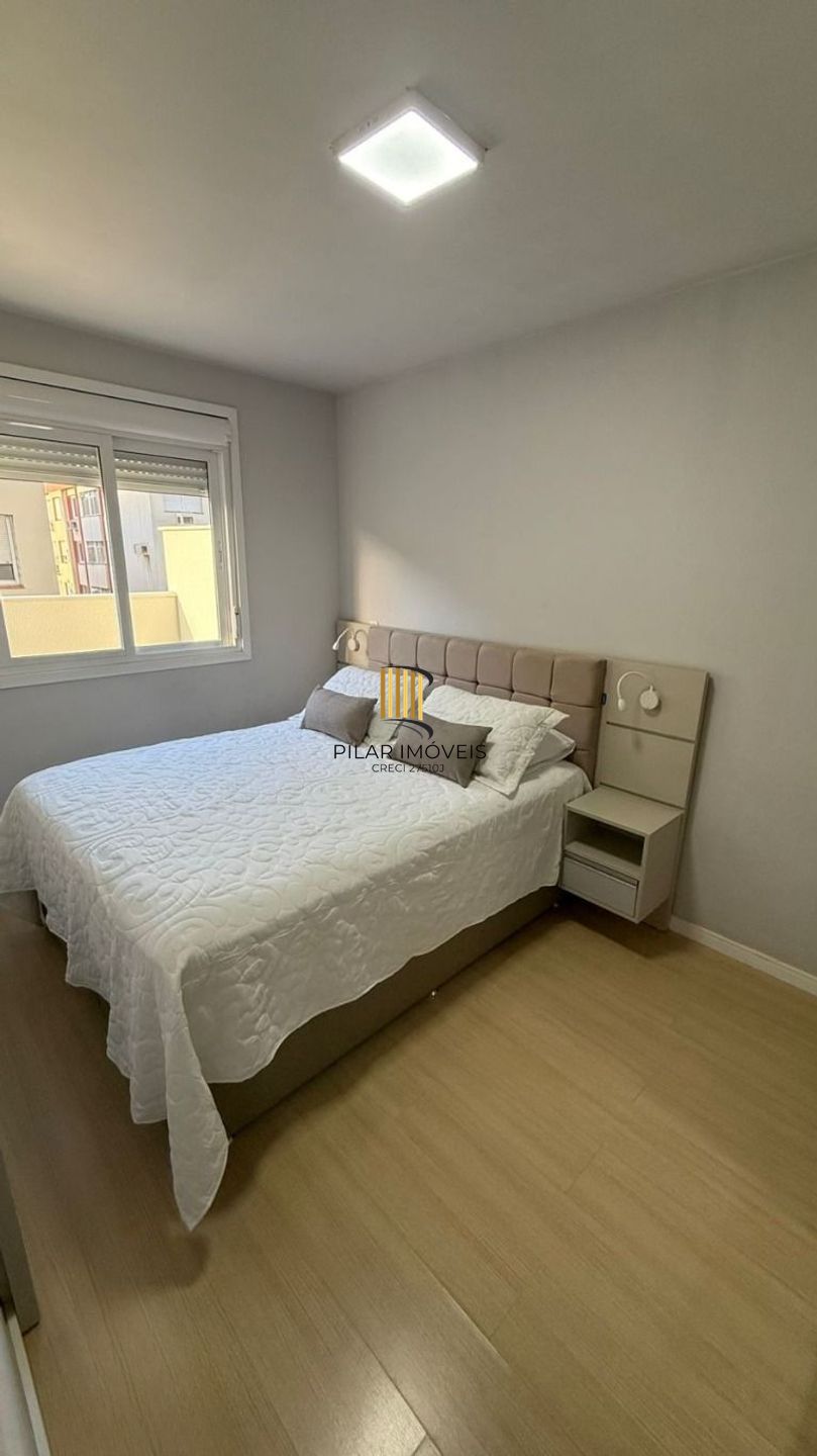 Apartamento de 2 dormitórios, elevador e 1 vaga de garagem em Canoas.