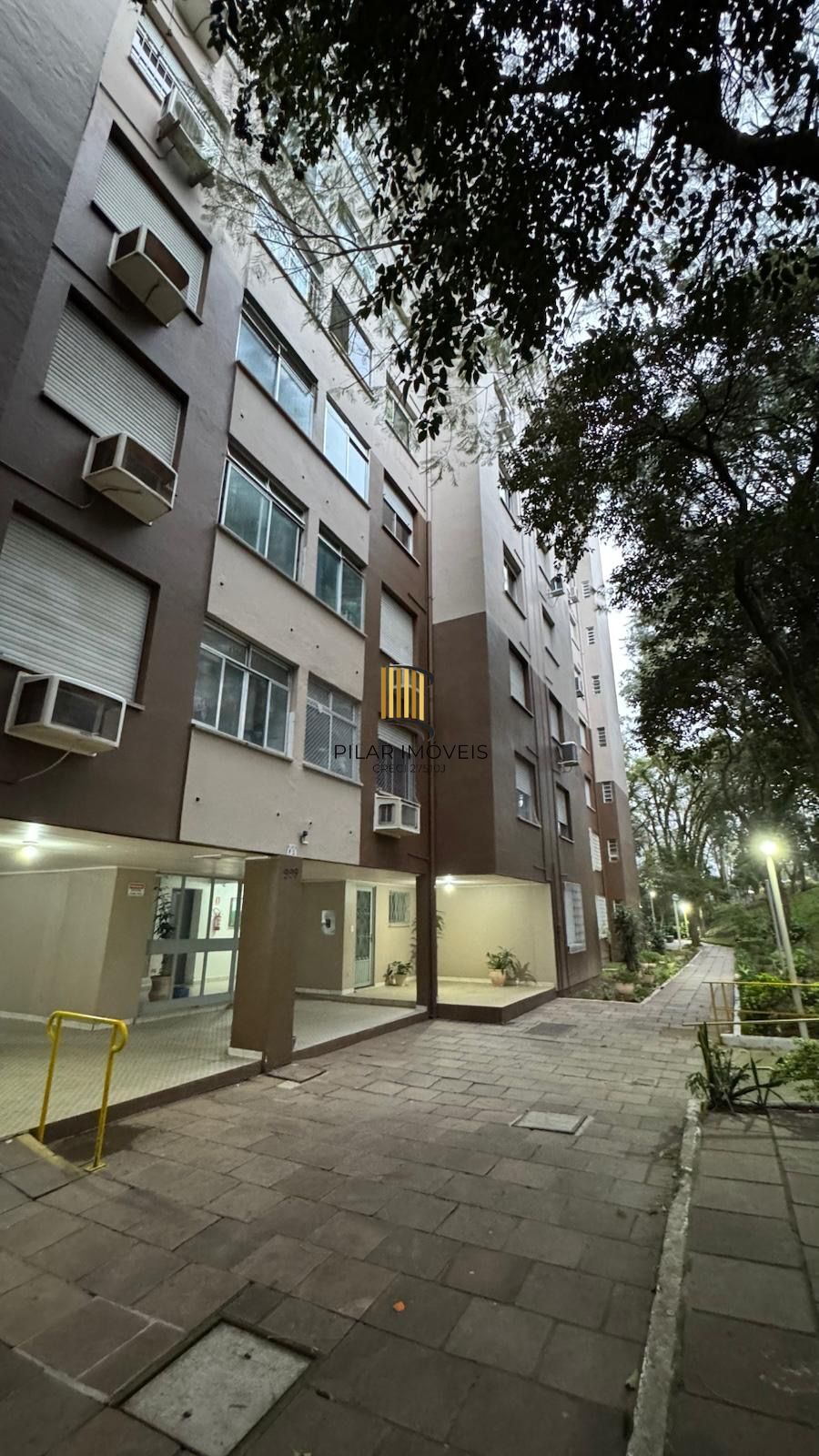 Apartamento com 1 Quarto e 1 vaga à Venda, 42 m² por R$ 200mil Bairro Cristal