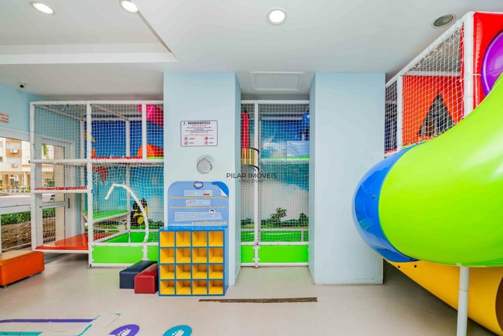 Apartamento com 3 quartos, 2 vagas, piscina elevador no bairro Vila ipiranga