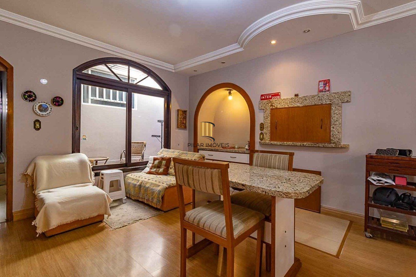 Casa de 3 dormitório no bairro Jardim do Salso