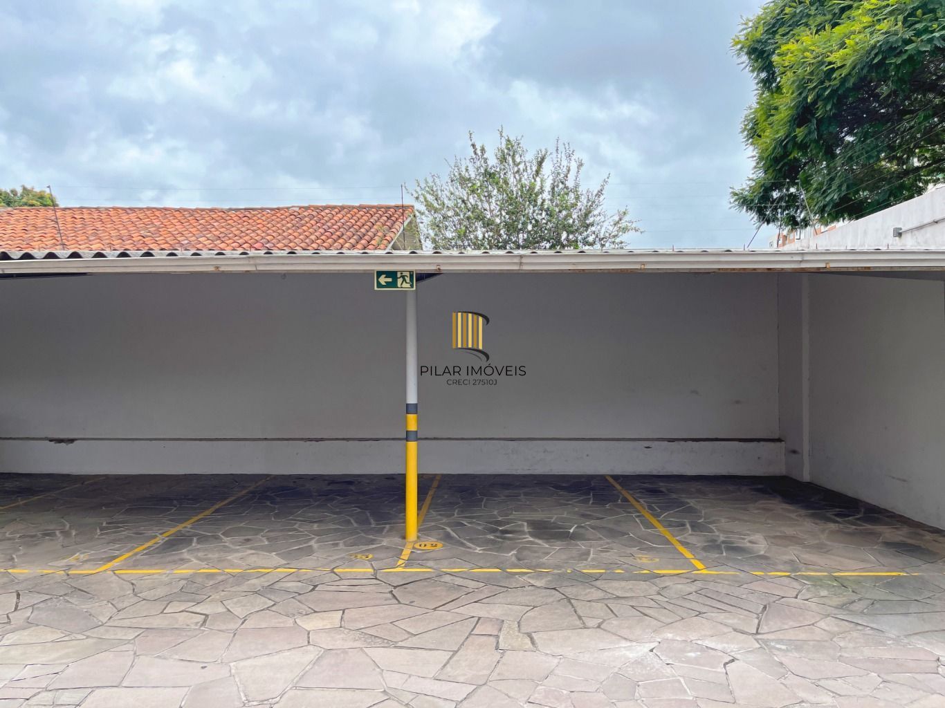 Apartamento com 3 Quartos, 1 suite e 1 vaga à Venda no bairro Tristeza.