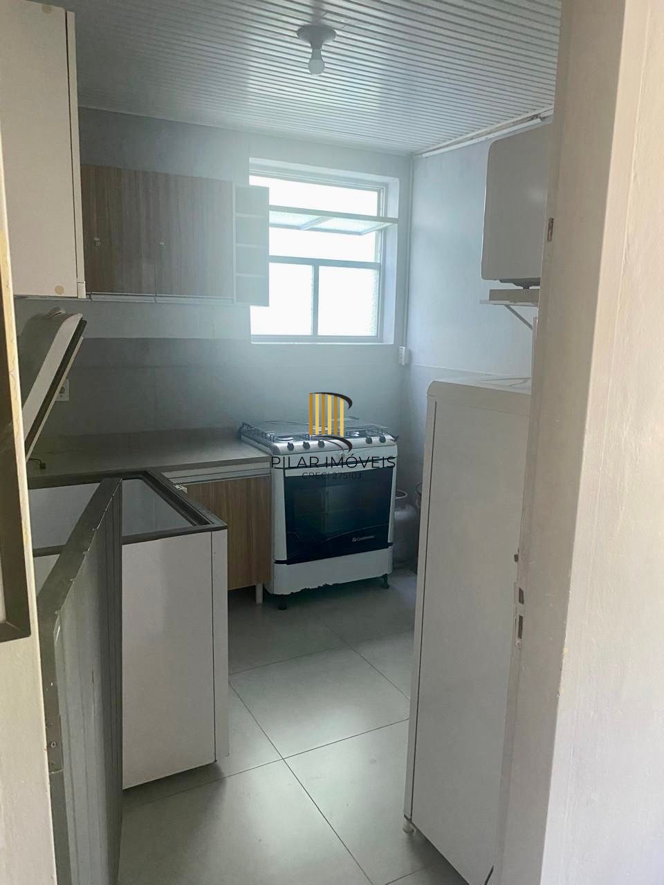 Apartamento de 2 dormitórios Segundo andar Bairro Camaqua em Porto Alegre