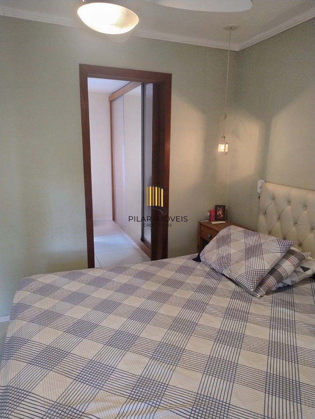 Casa com 3 dormitorios, 1 suíte e com 1 vaga de garagem coberta em Canoas.