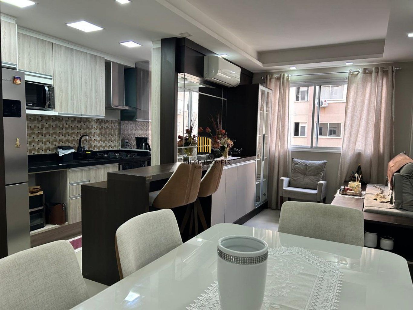 Apartamento de 3 dormitórios, elevador e 1 vaga de garagem em Canoas.